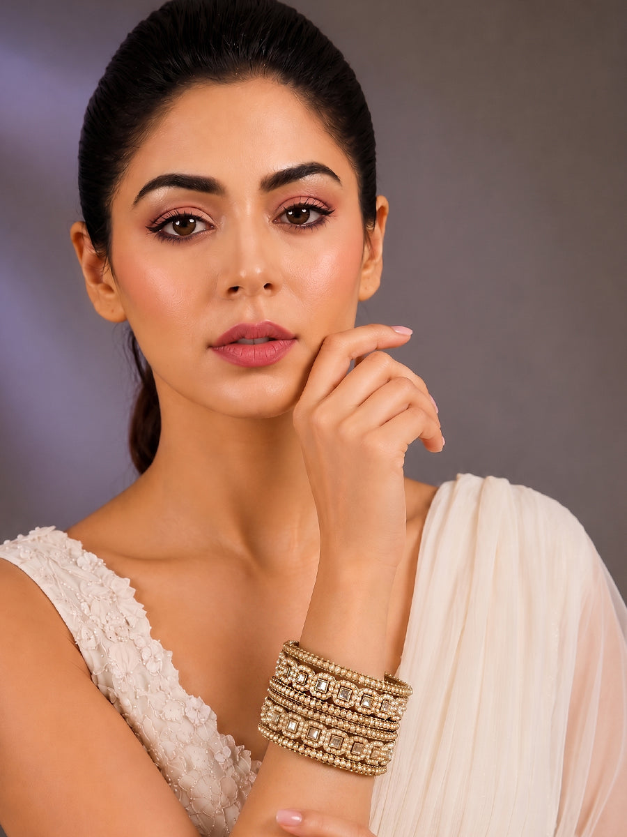 Jivika Bangle Set / Stack-Gold