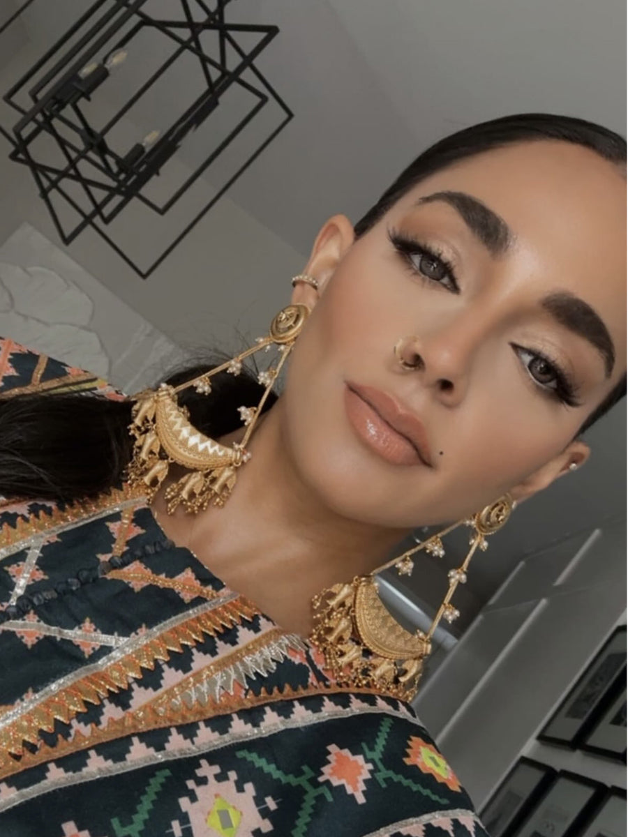 Alia Long Earrings - gold
