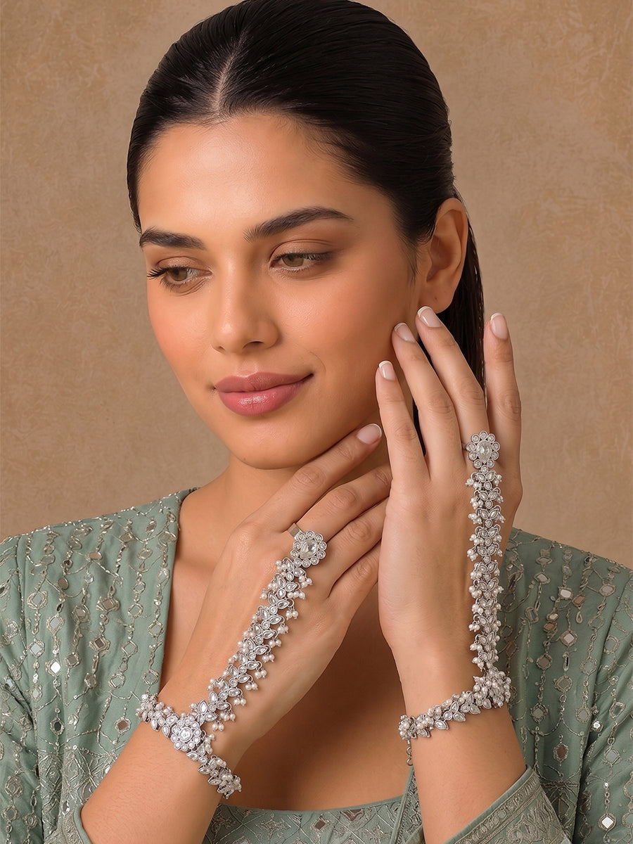 Tamanna Hand Harness/Bracelet-Silver