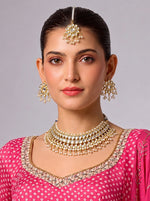 Mehar Kundan Necklace Set- gold
