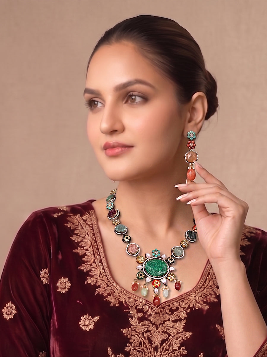 Indira Necklace Set - multicolor
