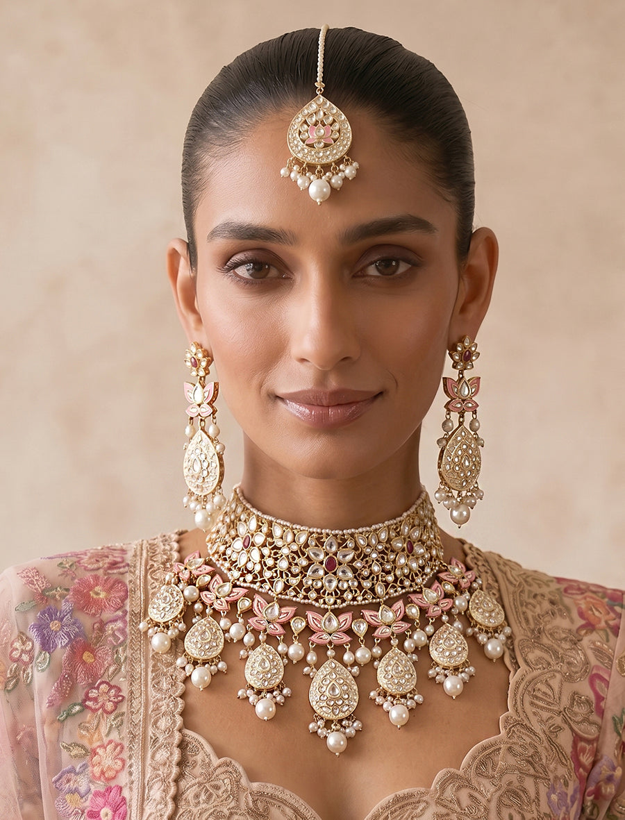 Akshdha Necklace Set-Ivory