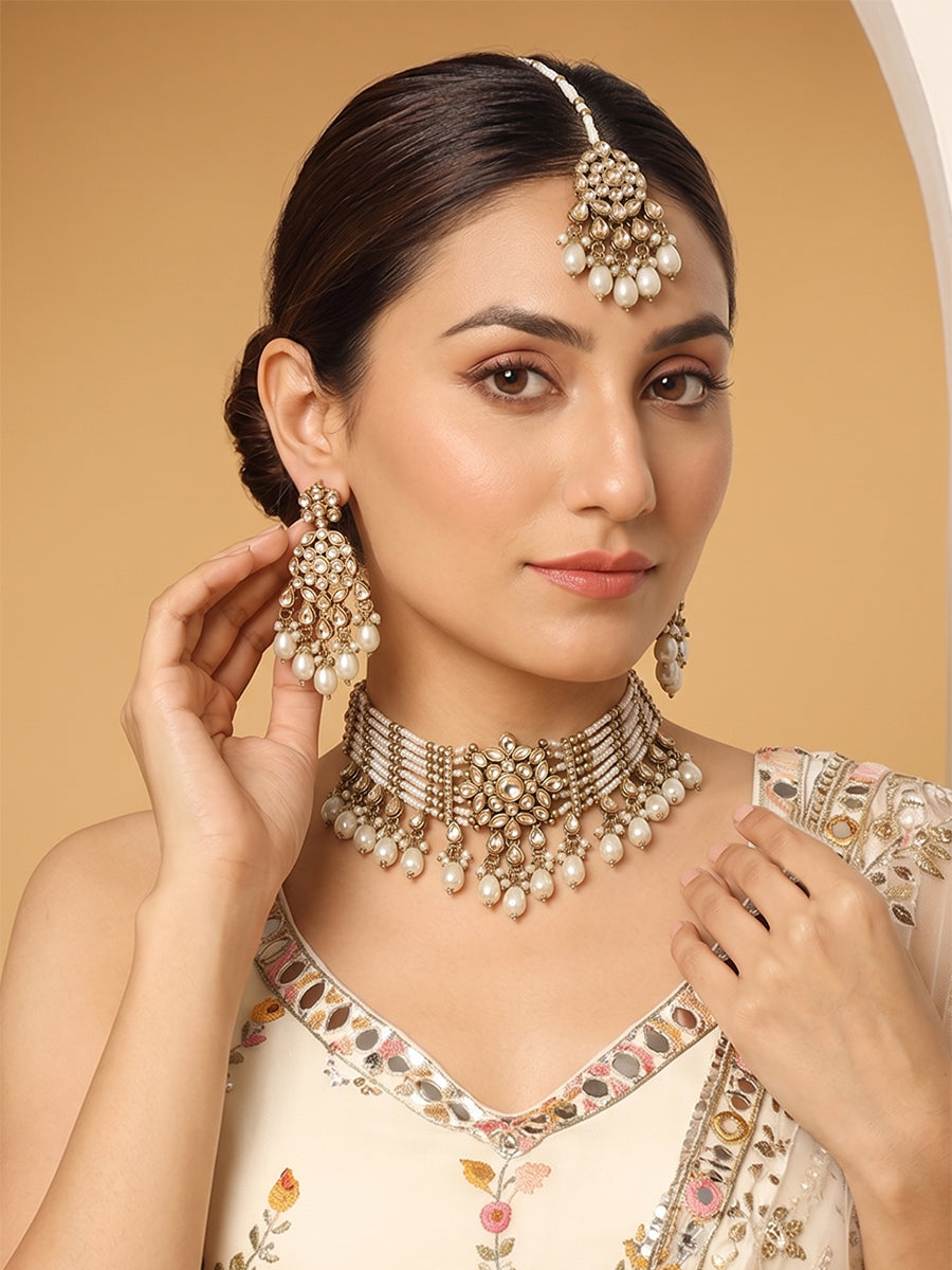 Aditi Choker Necklace set-Gold