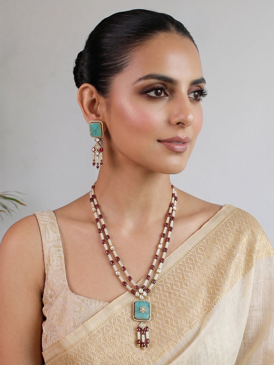 Navira Necklace Set