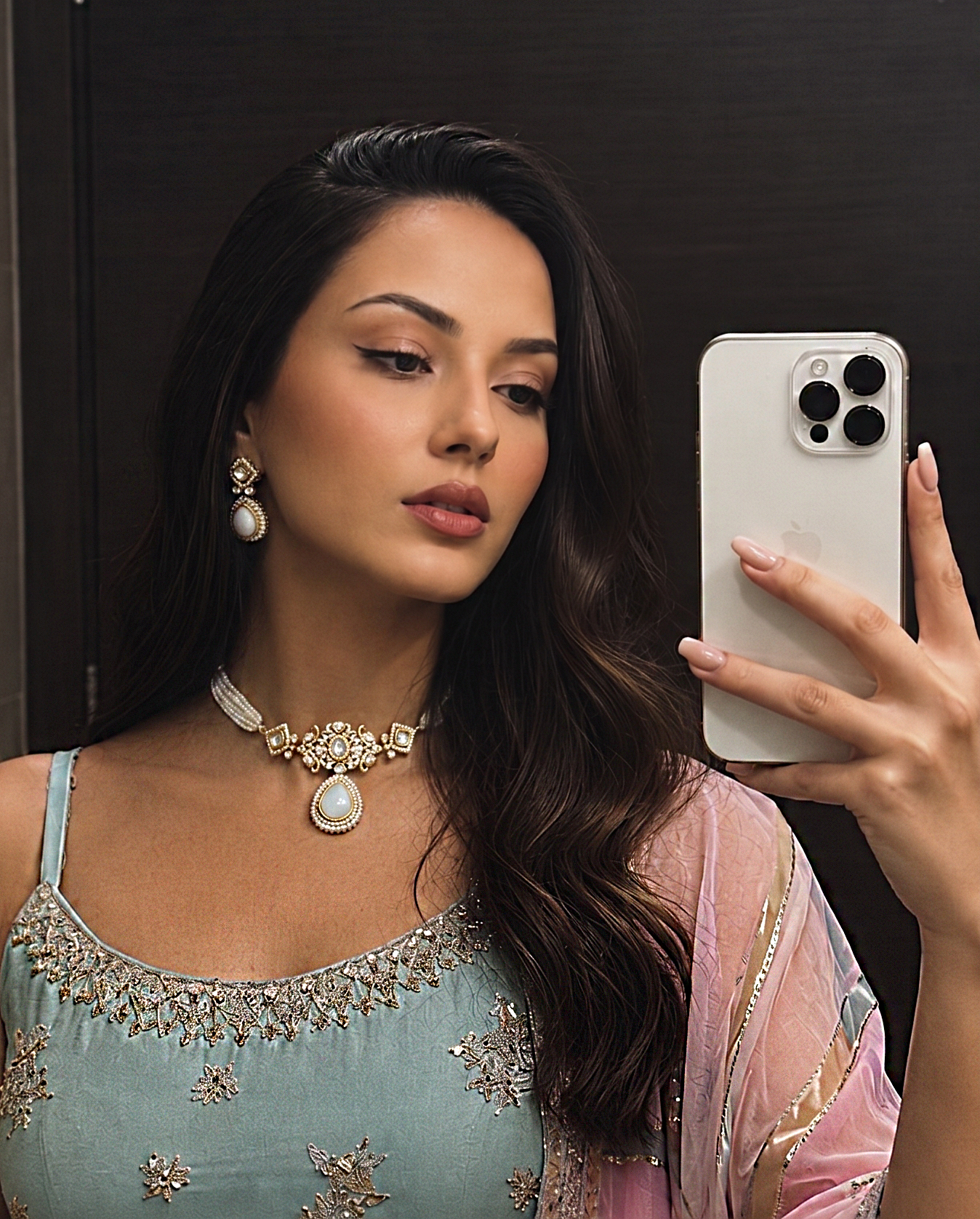 Siyara Choker Necklace Set-Moon stone