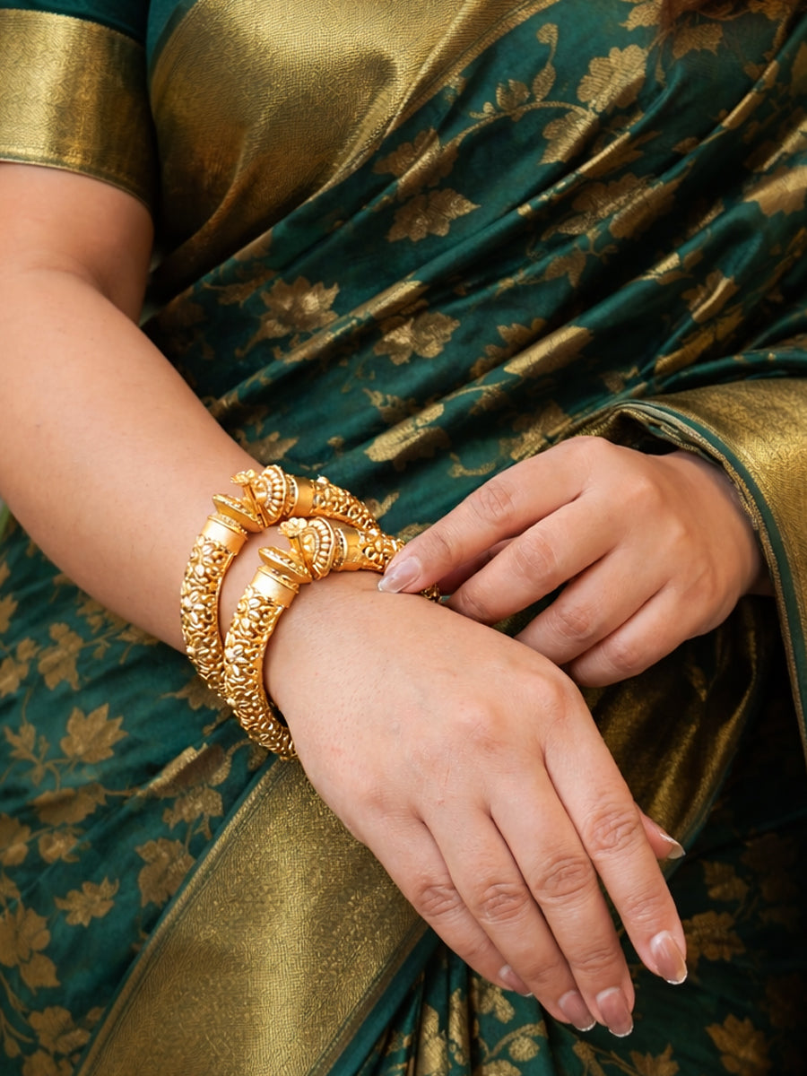 Prajna Bangle Set