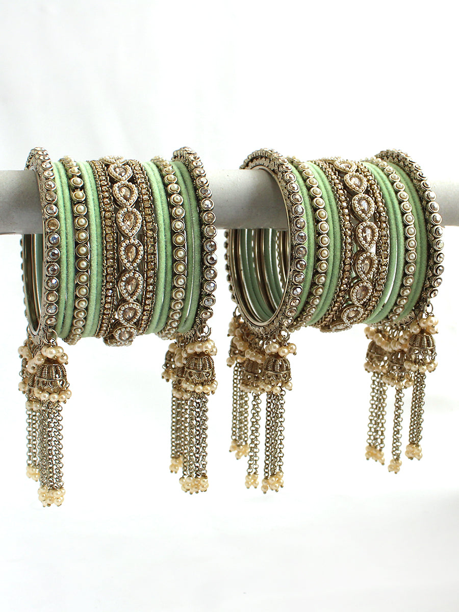 Avantika Bangle Set / Stack
