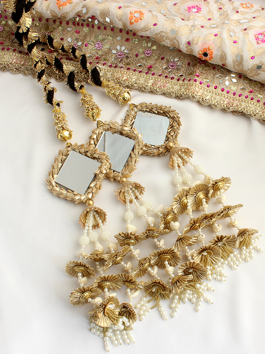 Parineet Paranda / Parandi Hair  Accessories-Gold