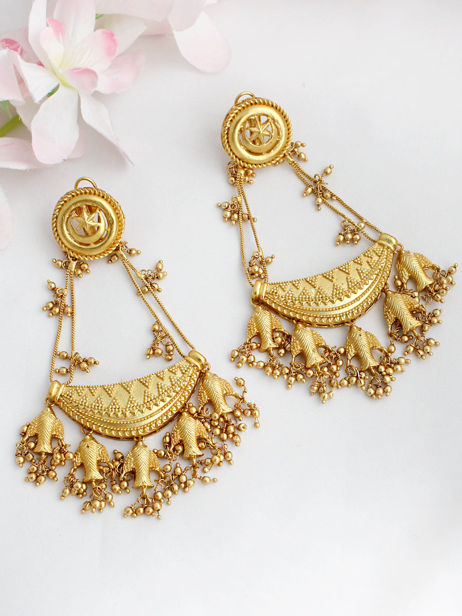 Alia Long Earrings - gold