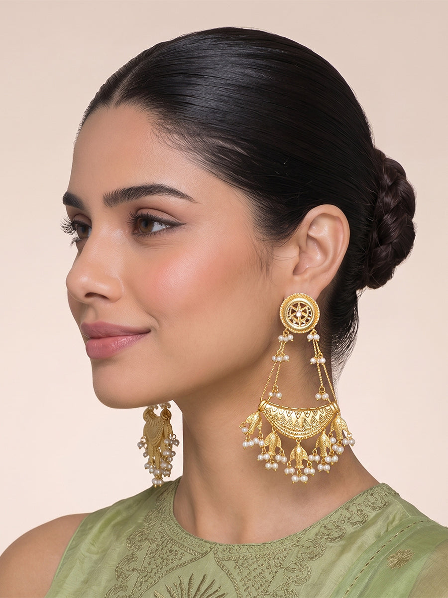 Alia Long Earrings - Pearl
