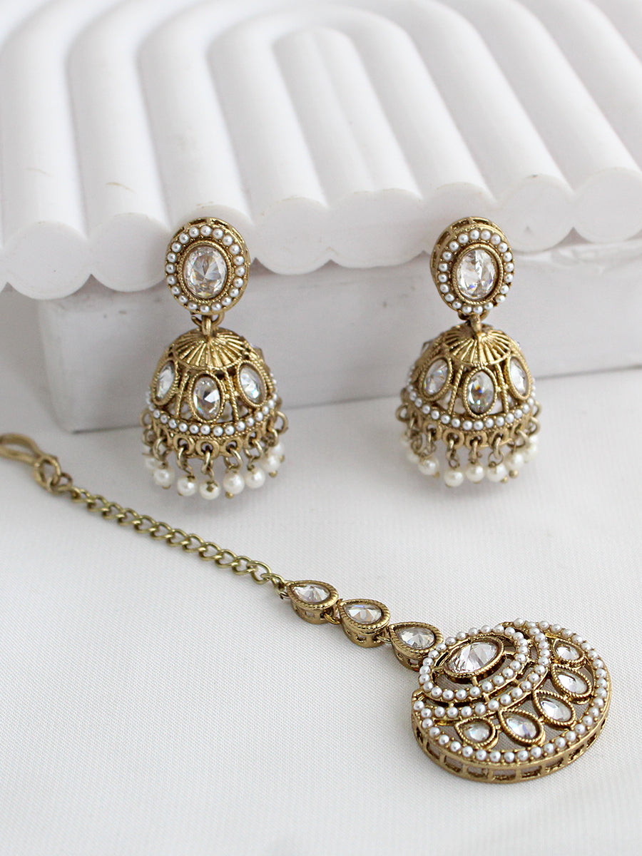 Lavika Earrings & Tikka