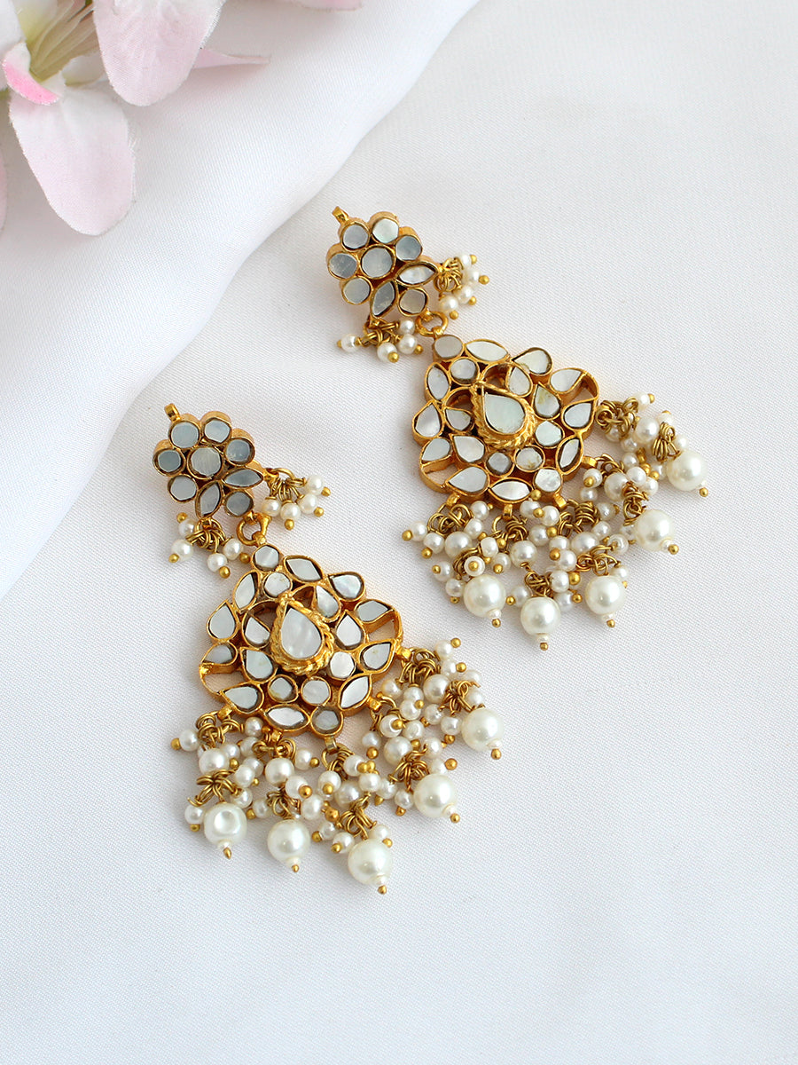 Shivi Earrings-Ivory