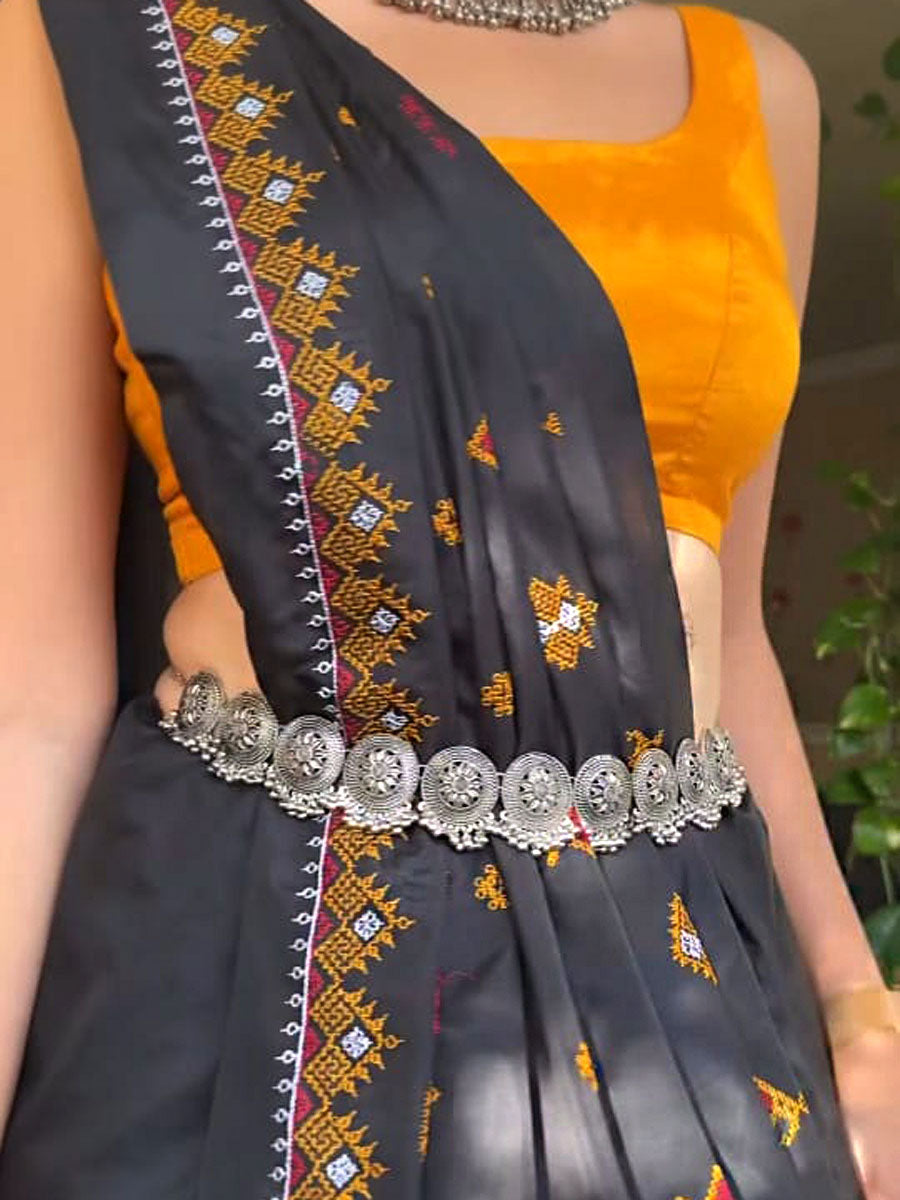 Romisa Waist Chain