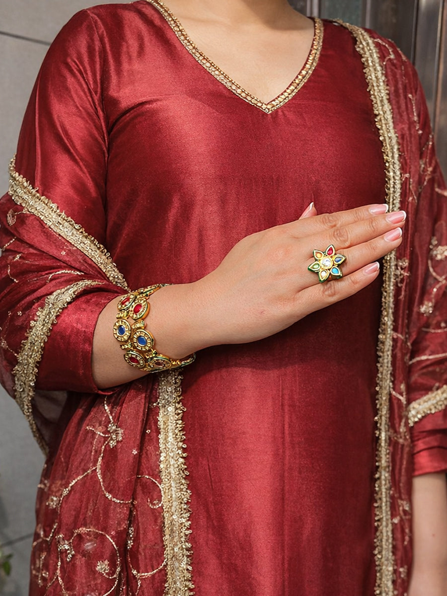 Raavi Ring