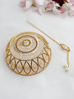 Nivika Bun Cage With Stick-Gold