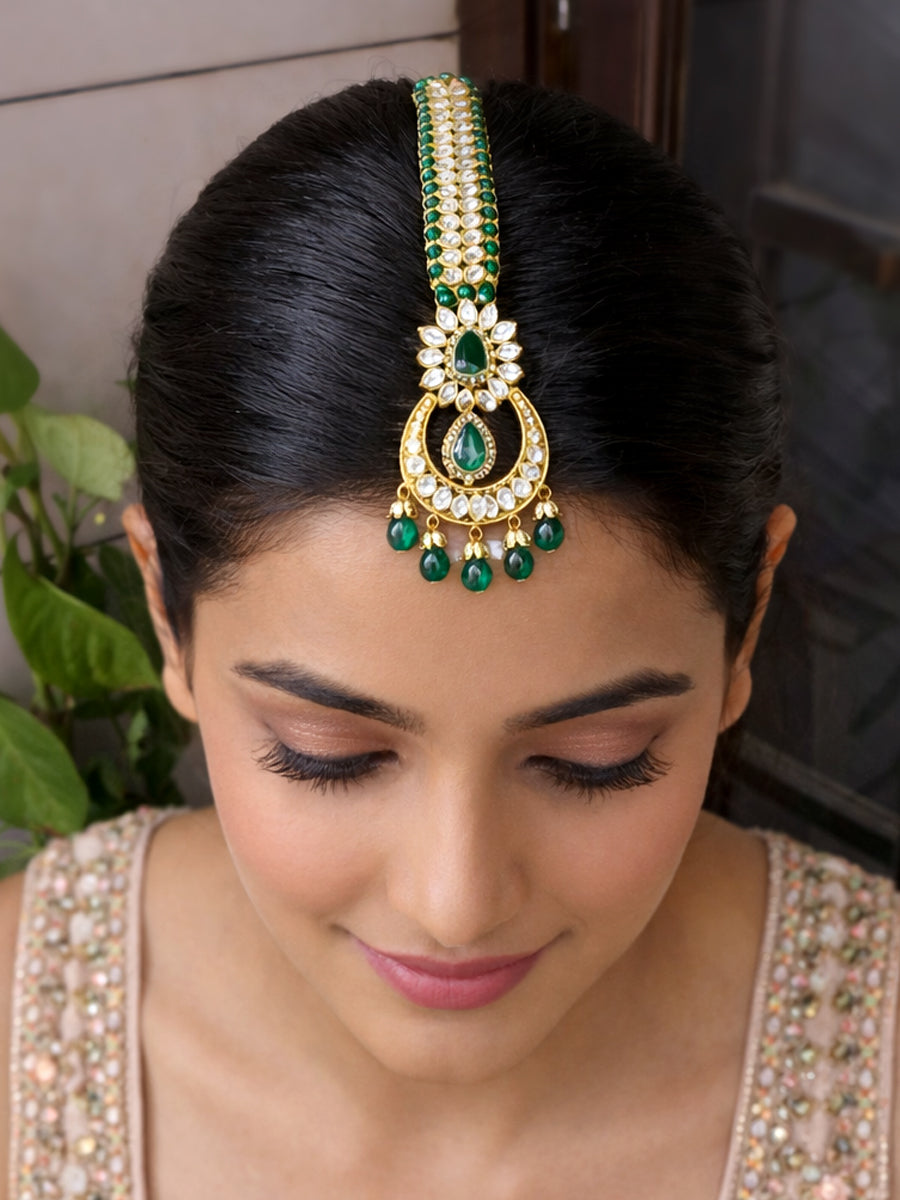 Vedika Maang Tikka