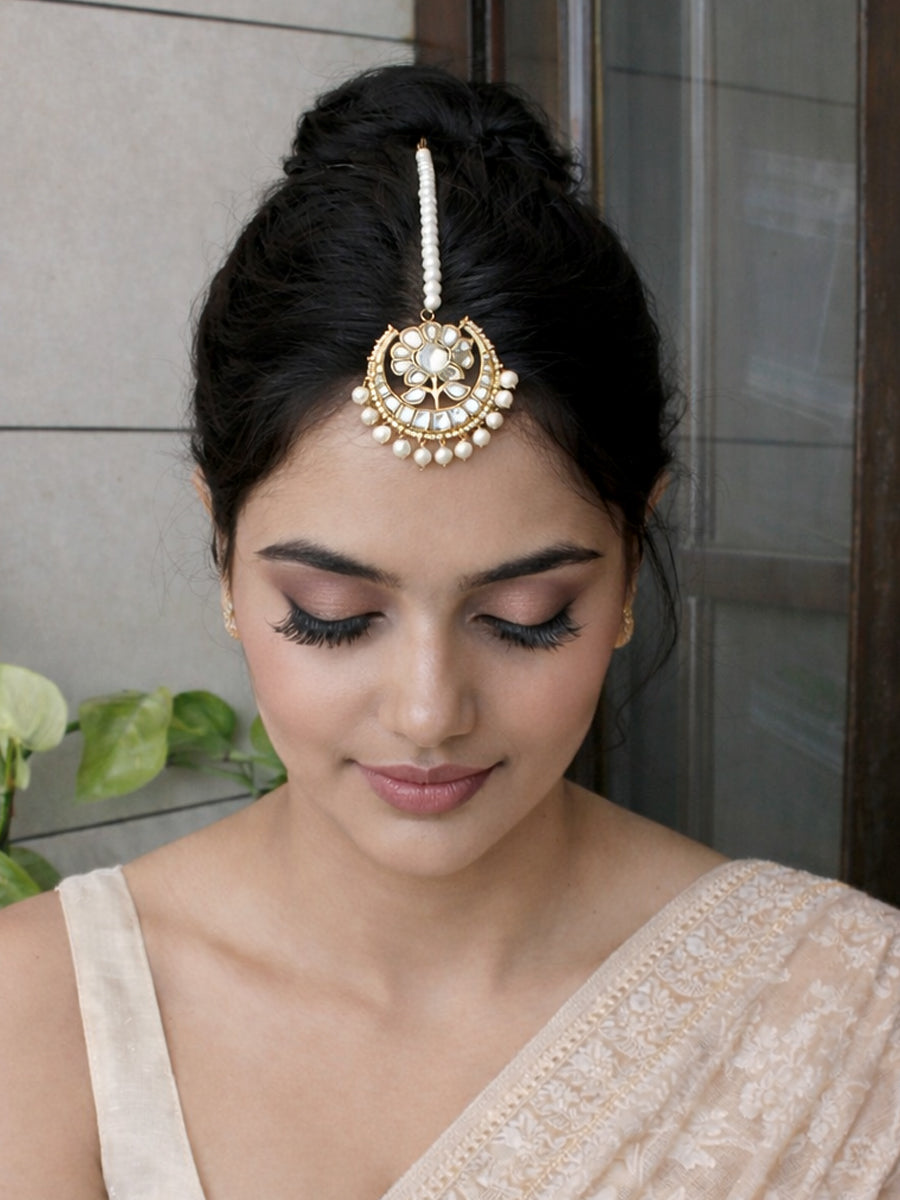 Simar Maang Tikka