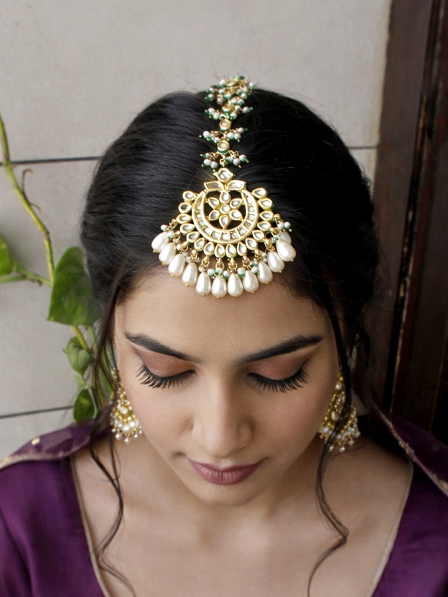 Shibani Maang Tikka