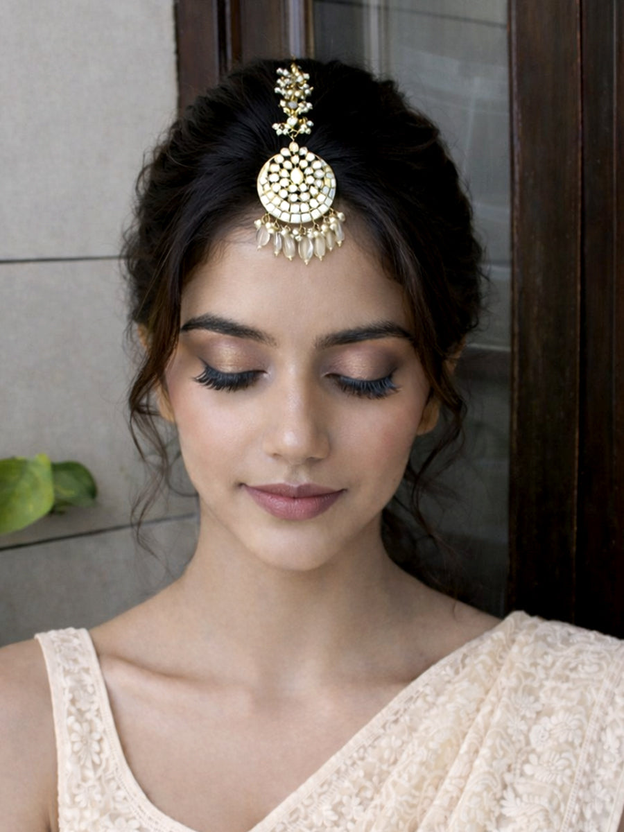 Adira Maang Tikka