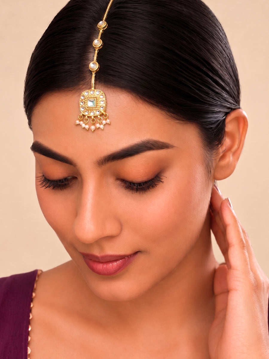 Sridevi No Pins Maang Tikka-Gold