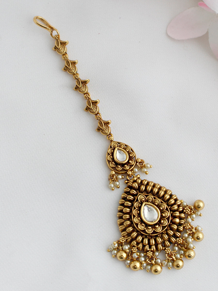 Nandini Maang Tikka South Asian Hair Jewelry for Mehndi & Sangeet-Gold