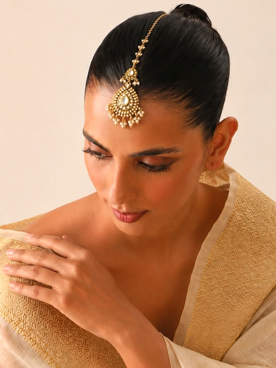 Nandini Maang Tikka South Asian Hair Jewelry for Mehndi & Sangeet-Gold