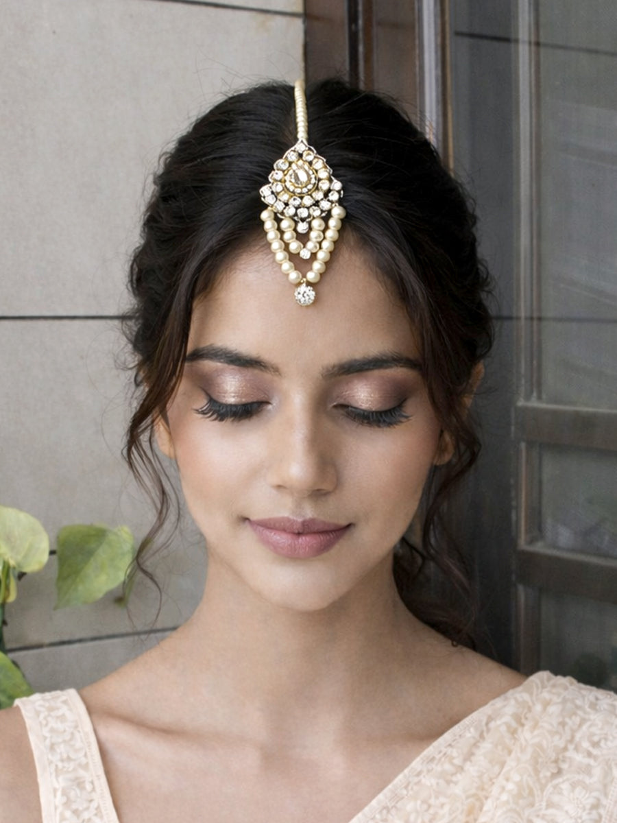 Tamanna Maang Tikka - white
