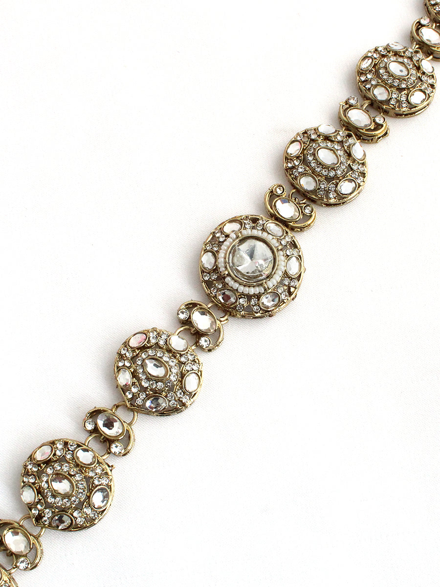 Avisha Sheeshphool / Headpiece-White
