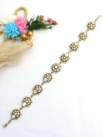 Keesha Mirror Sheeshphool Mathapatti - Gold