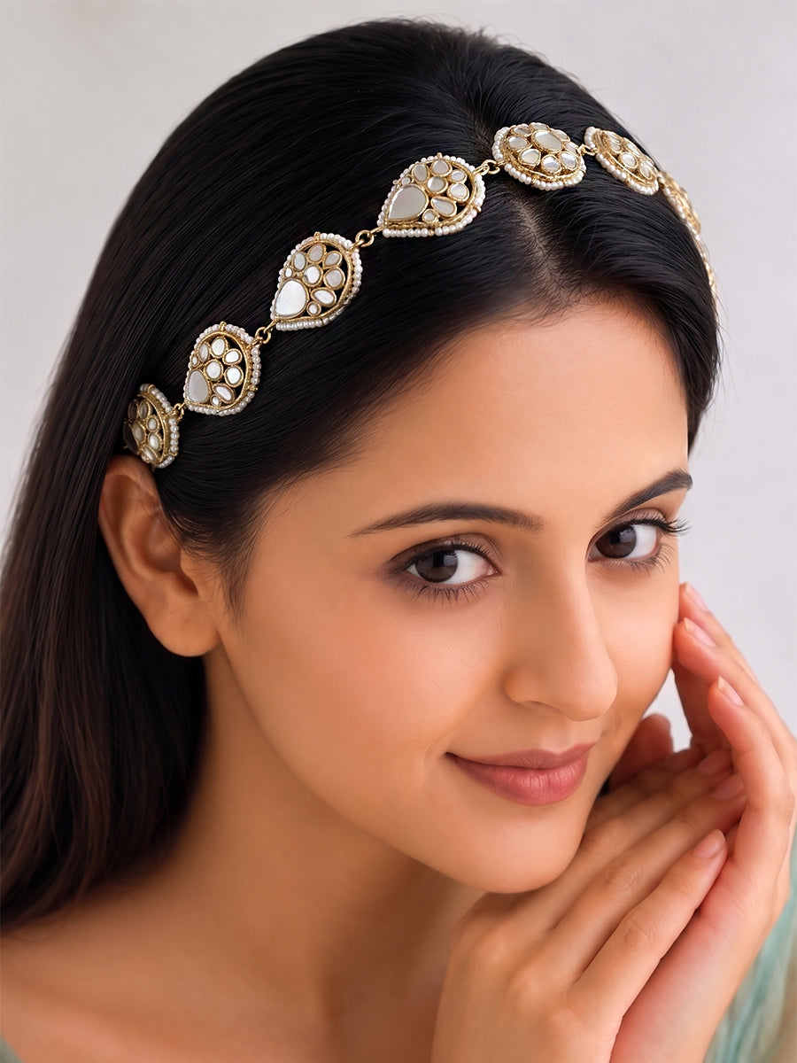 Keesha Mirror Sheeshphool Mathapatti - Gold