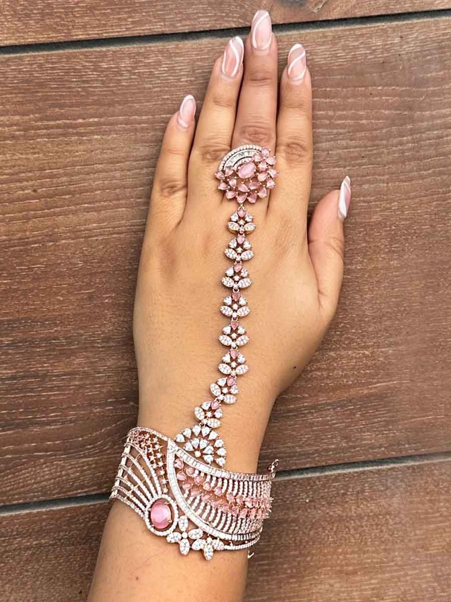 Amisha Hand Harness / Bracelet - Pastel Pink