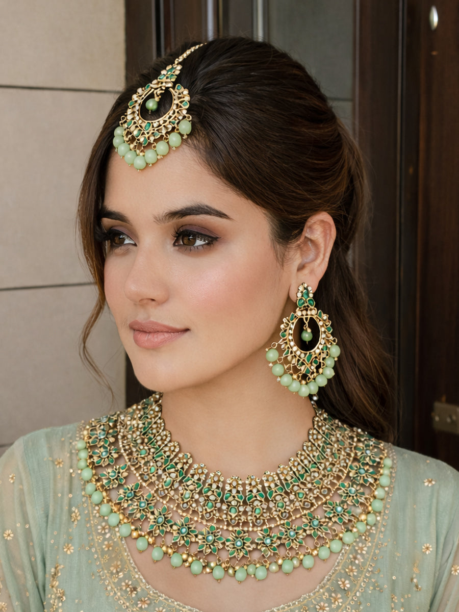 Alia Necklace Set