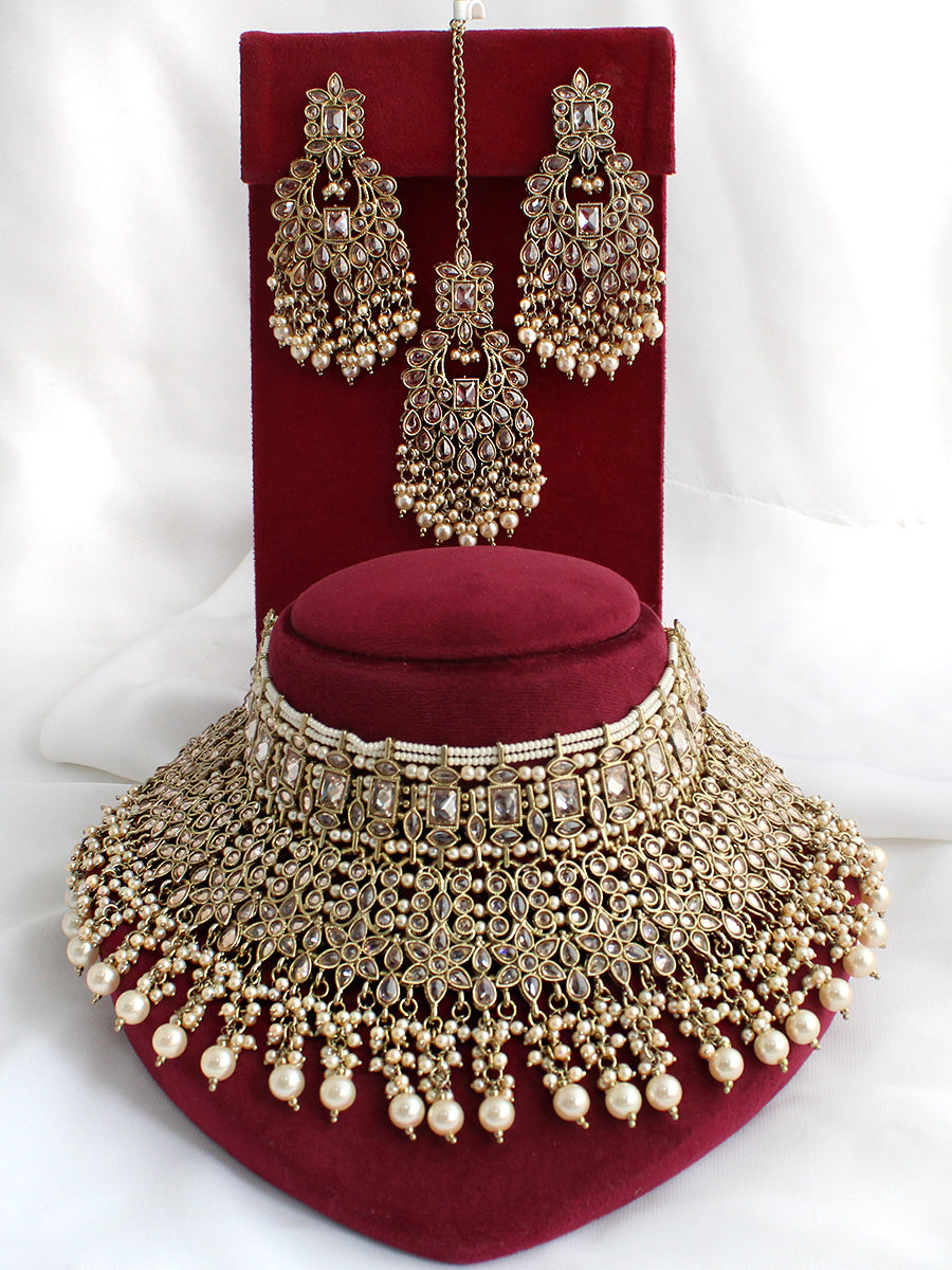 Sehar Necklace Set
