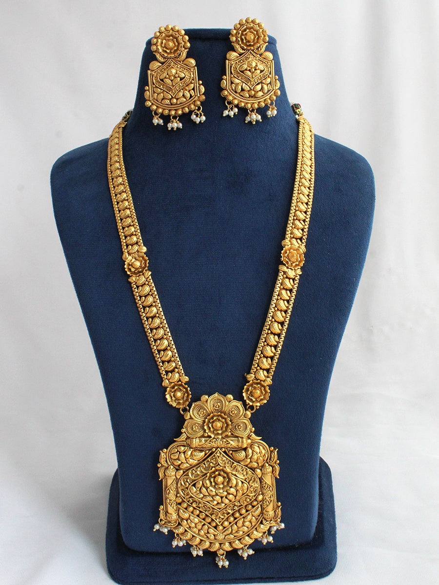 Chitra Long Necklace Set- Gold 