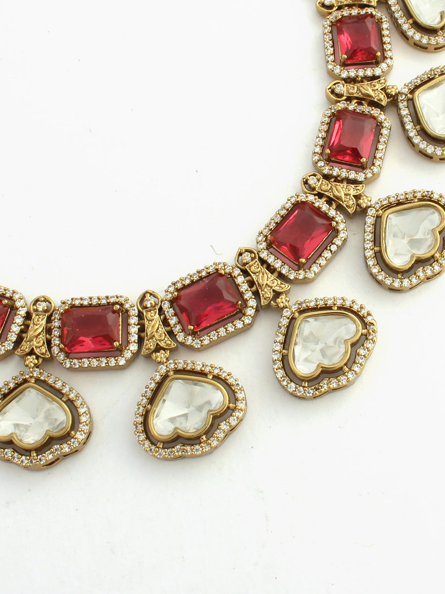 Shrivi Necklace Set