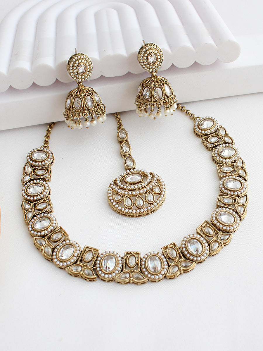 Lavika necklace set- White 