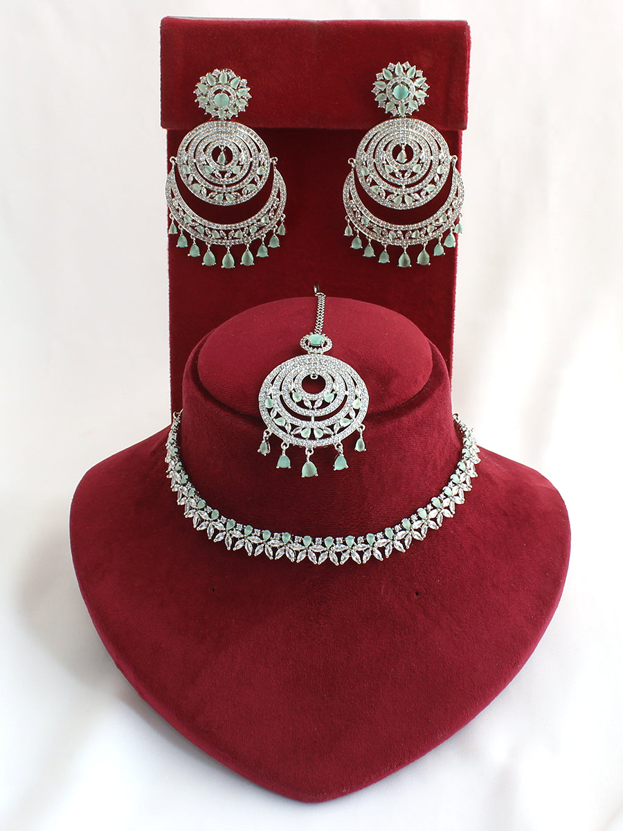 Omaira Necklace Set