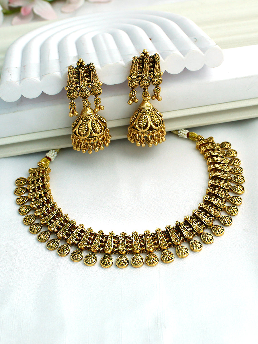 Divisha Necklace Set