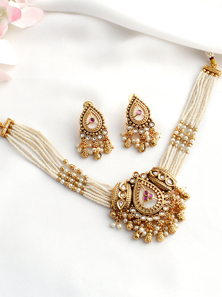 Prakshi Choker Necklace Set