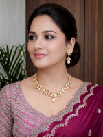 Menka Necklace Set