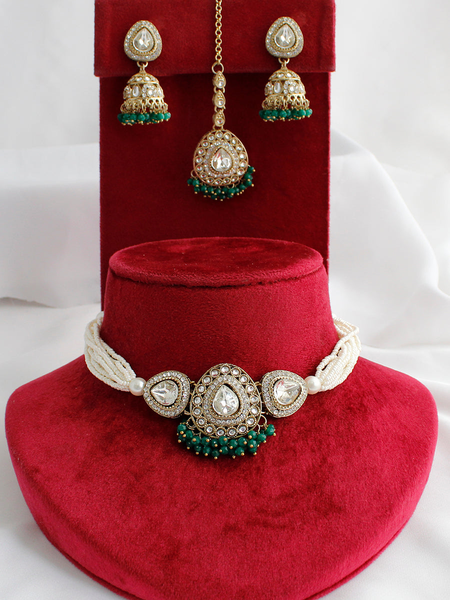 Nishvi Choker Necklace Set