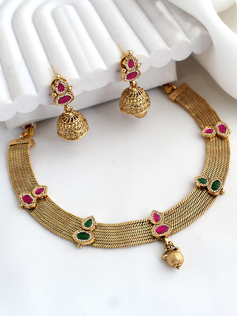 Aditri Bib Necklace Set Temple Jewelry Necklace Set for Ethnic Styling-Pink / Green