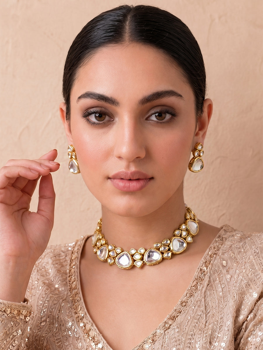 Minal Necklace Set-Gold