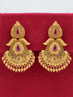 Jyotika Earrings hot pink
